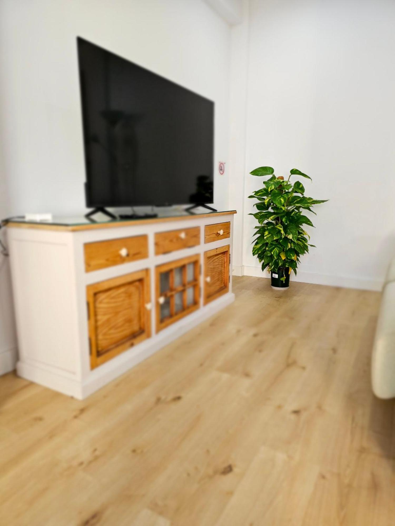 Exclusivo Apartamento Cerca De La Playa マラガ エクステリア 写真