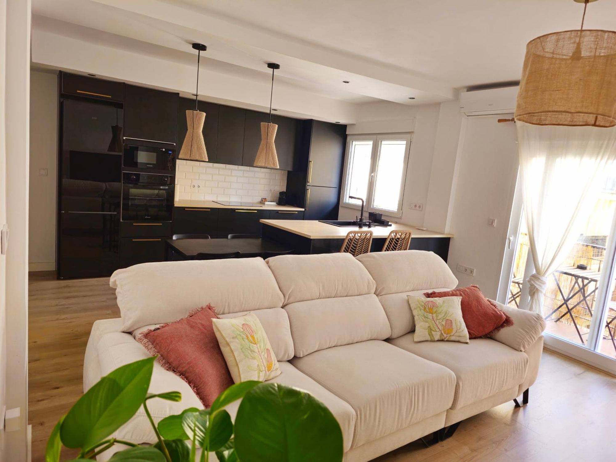 Exclusivo Apartamento Cerca De La Playa マラガ エクステリア 写真